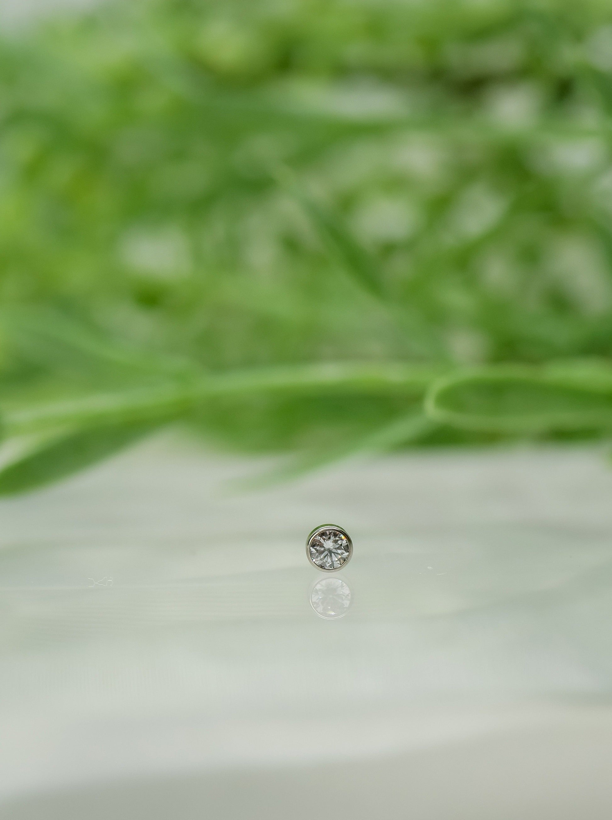 beautiful cz stone bezel swarovski