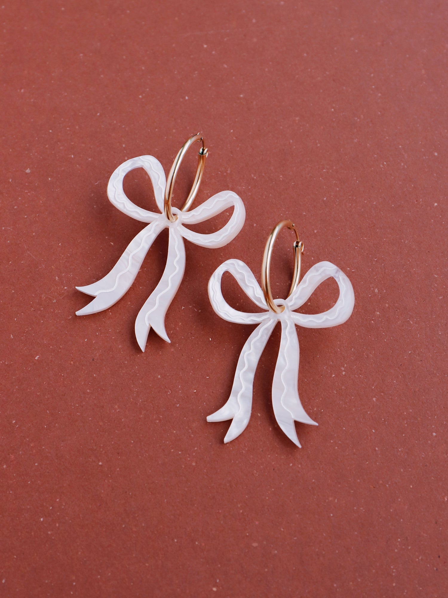 Bow Hoops in Cream