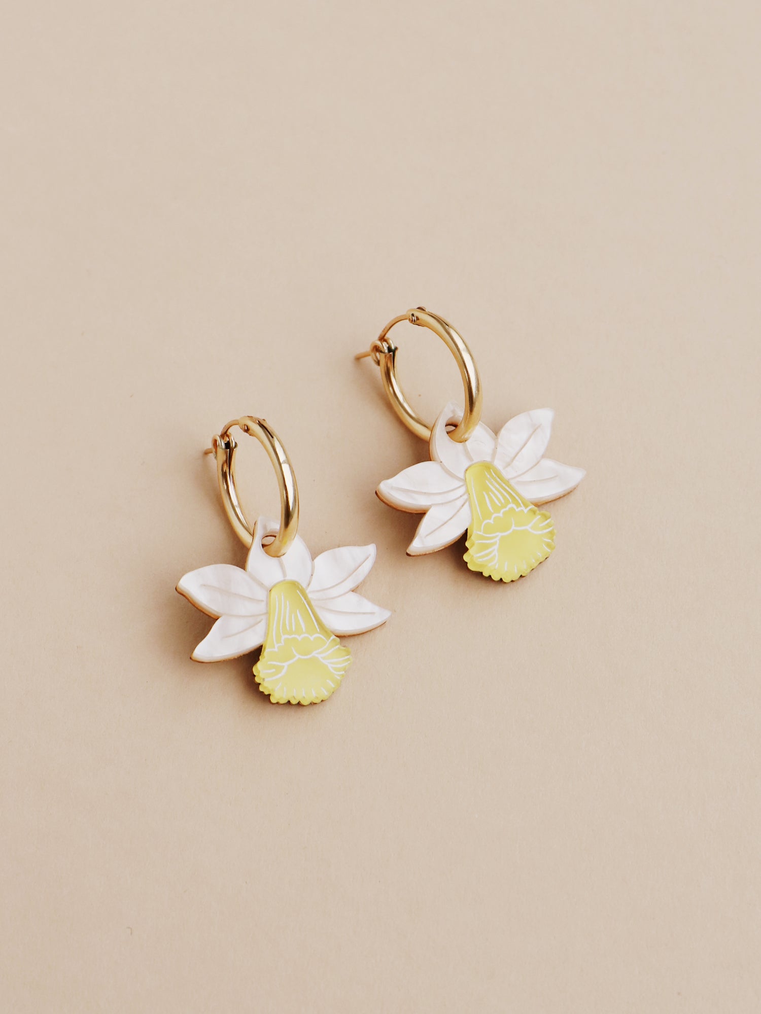Daffodil Hoops