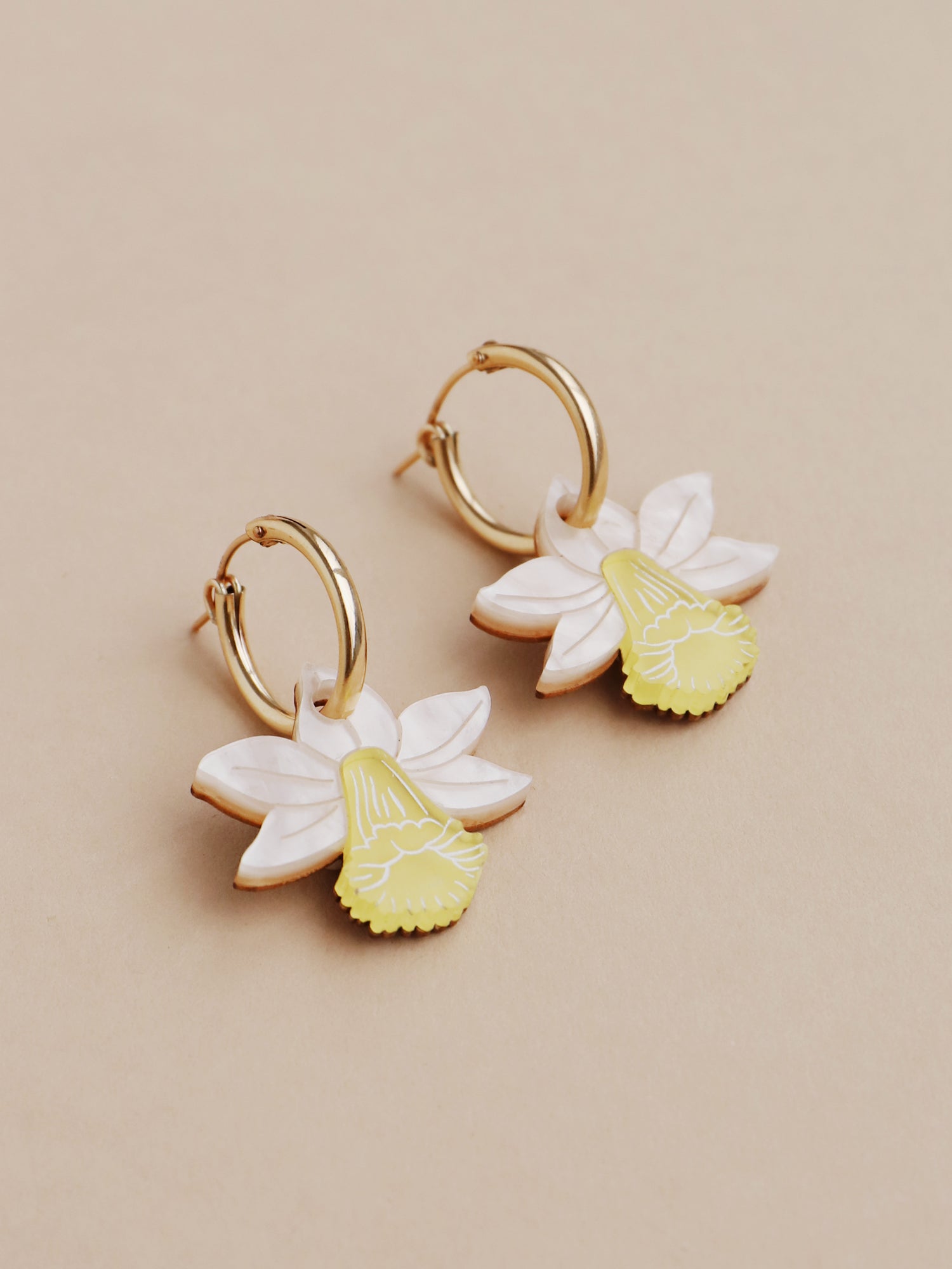 Daffodil Hoops